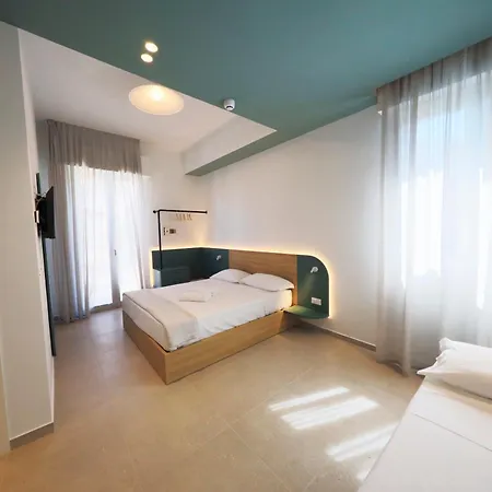 La Perla Hotel