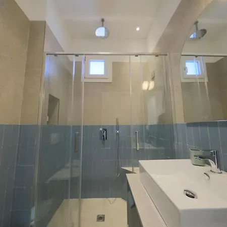 Hotel La Perla 3*