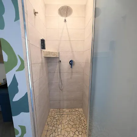 Art La Perla Μπελάρια-Ιτζέα Μαρίνα