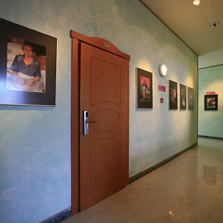 Art La Perla 3* Μπελάρια-Ιτζέα Μαρίνα