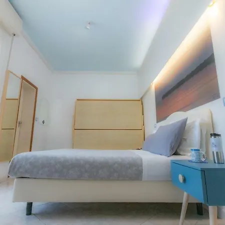 Hotel Art La Perla 3*