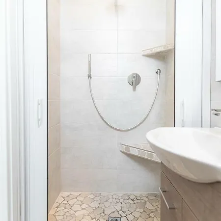 Art La Perla Ξενοδοχείο Μπελάρια-Ιτζέα Μαρίνα