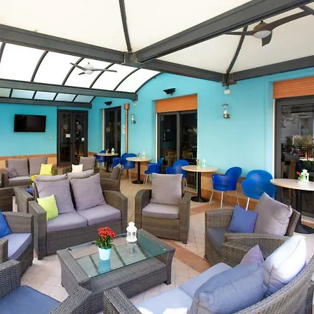 Art La Perla Hotel 3*