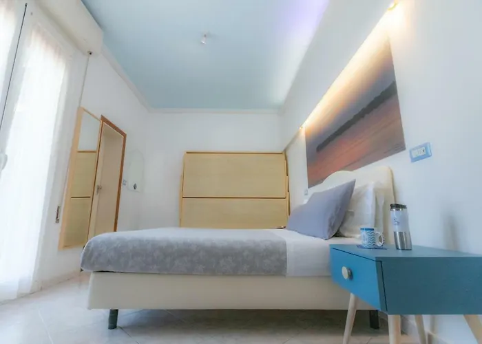 Hotel Art La Perla 3*